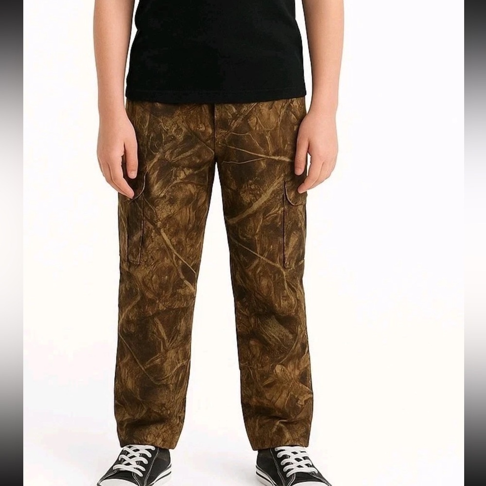 Magellan Outdoors Brown Camouflage Jeans kids Durable Outdoor Wear
(1)